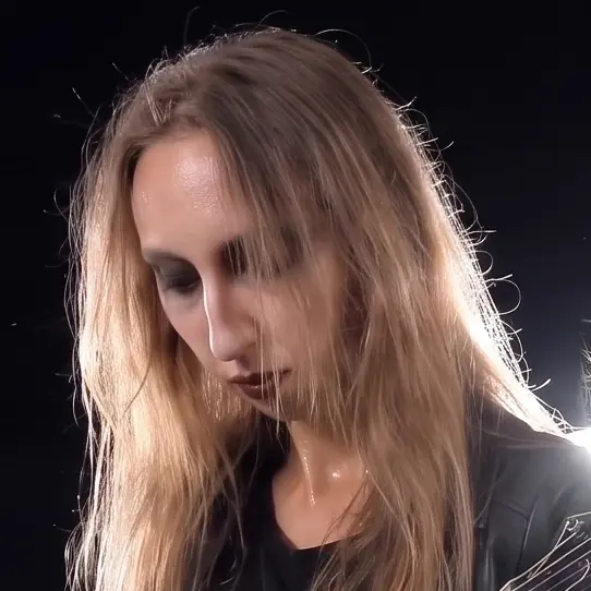 ♫